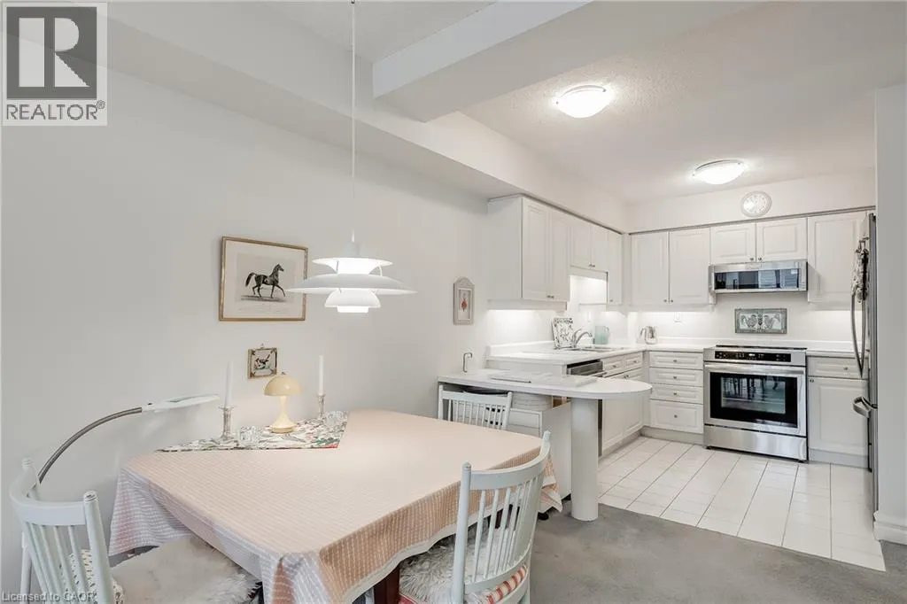 221 ROBINSON Street Unit# 307 #307