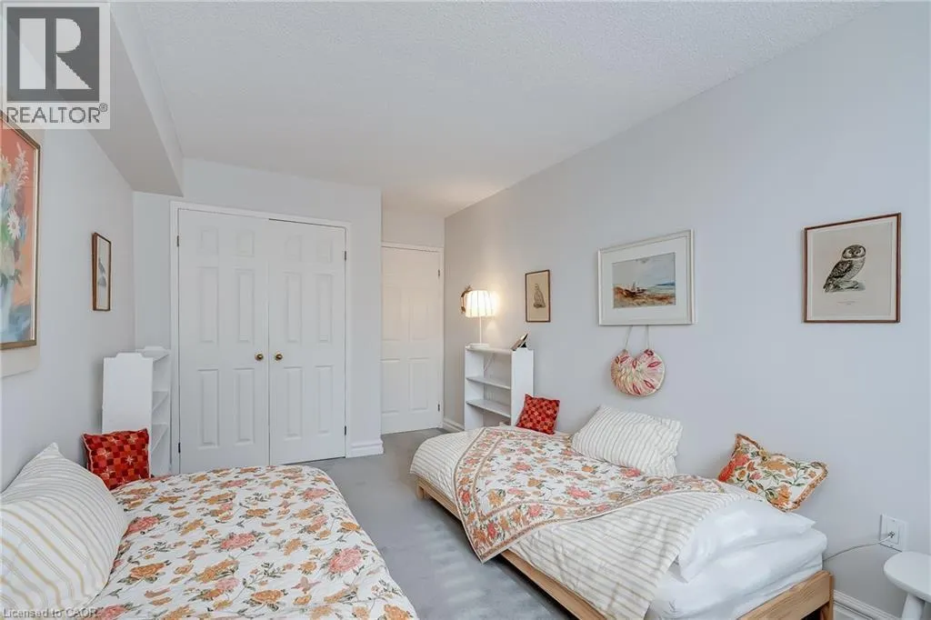 221 ROBINSON Street Unit# 307 #307