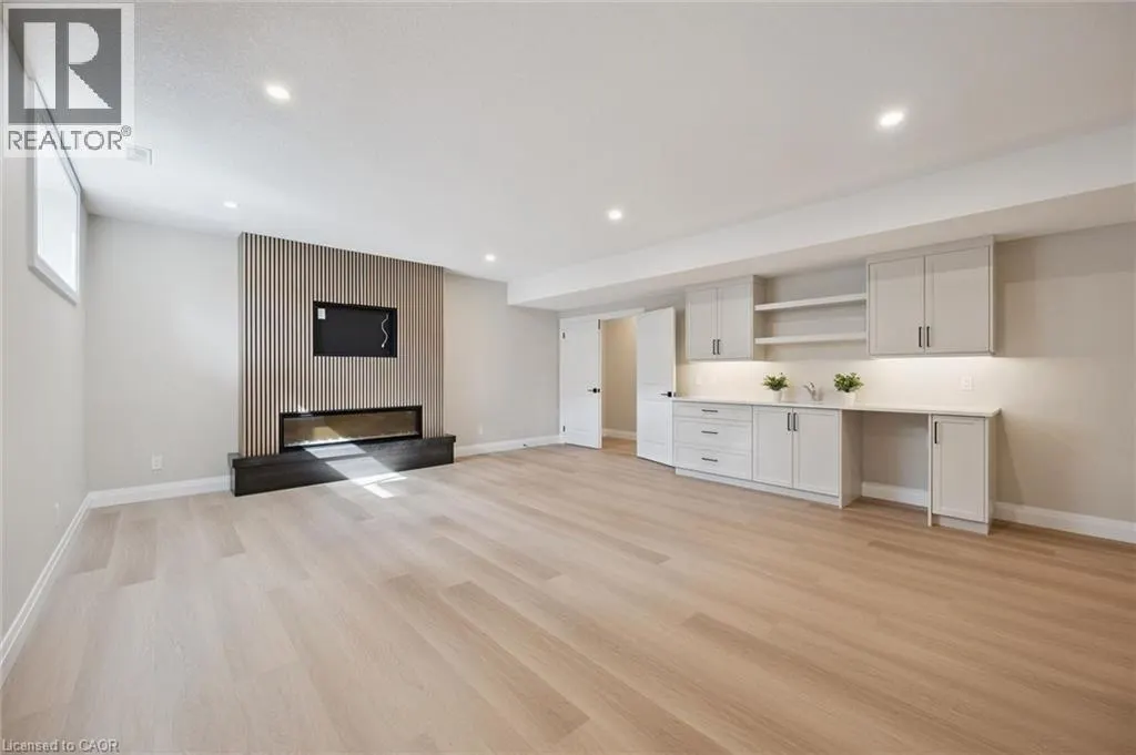 79 SOUTH PARKWOOD Boulevard