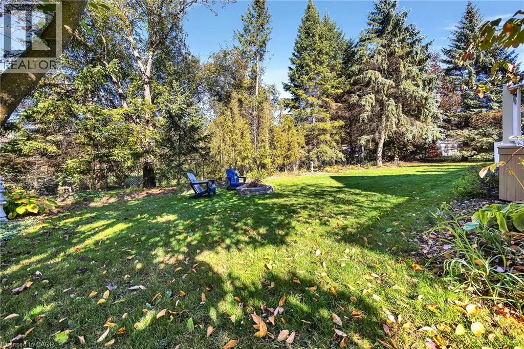 10 MEADOW HEIGHTS Drive