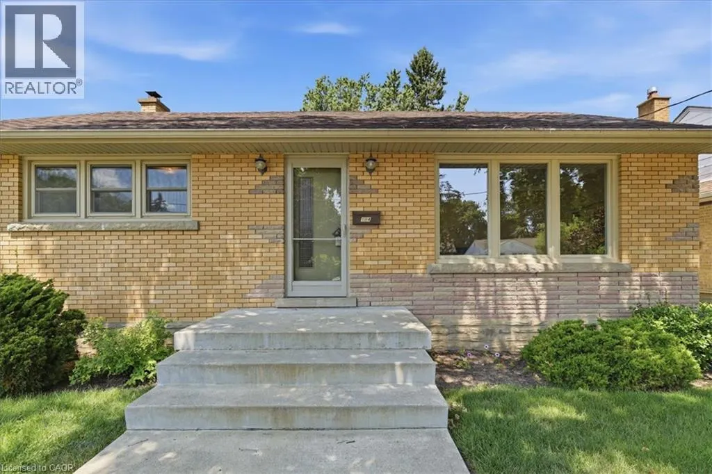 184 MURDOCK Avenue