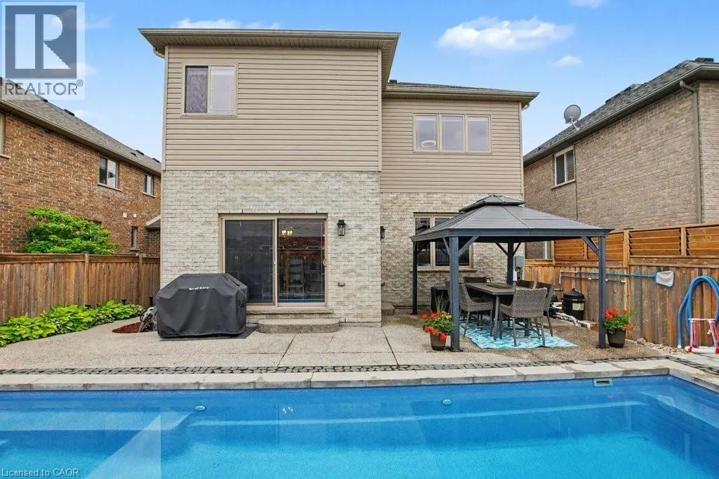 157 GREEN GATE Boulevard