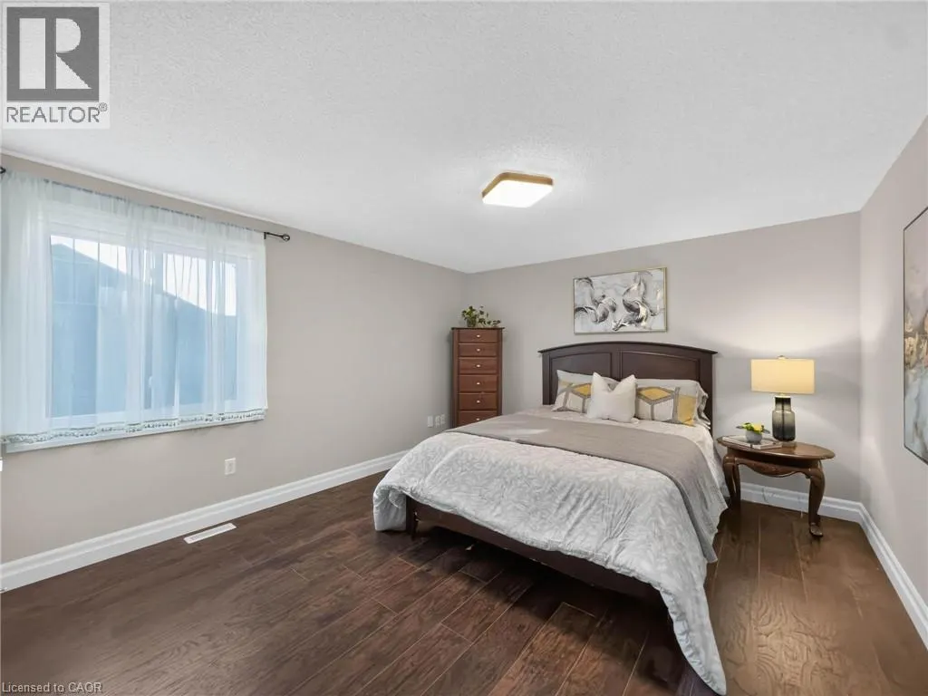 12 SUNDROP Court