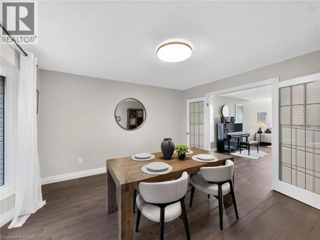 12 SUNDROP Court