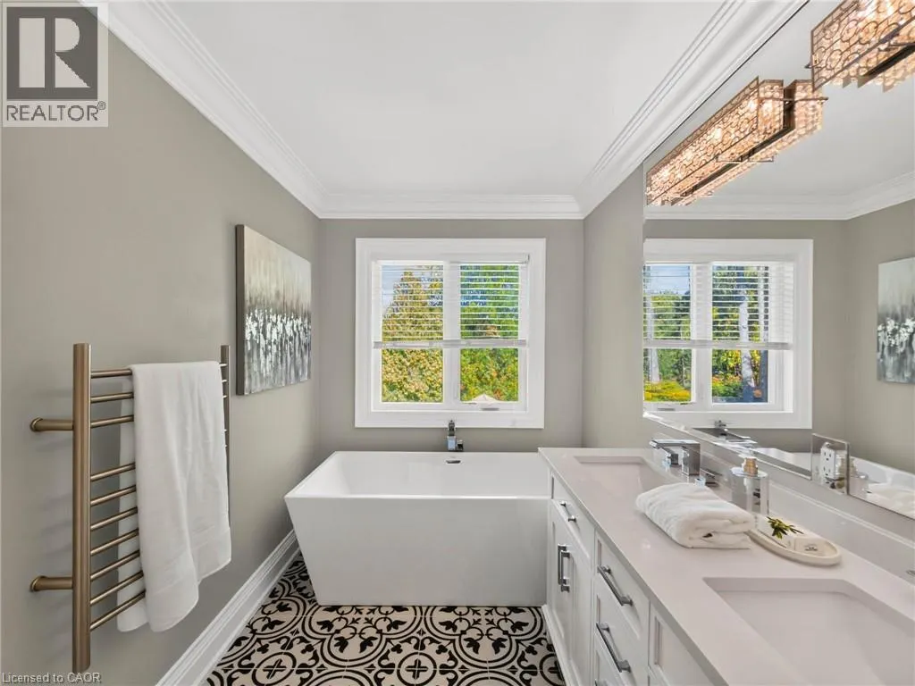 389 BELVENIA Road
