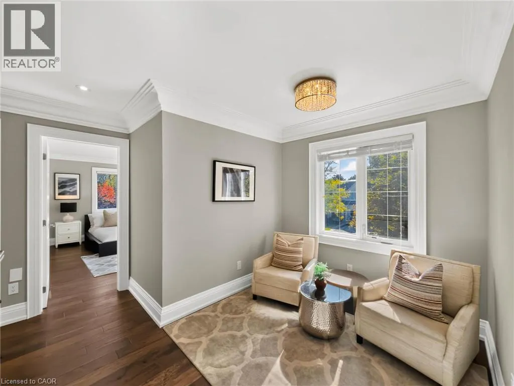 389 BELVENIA Road