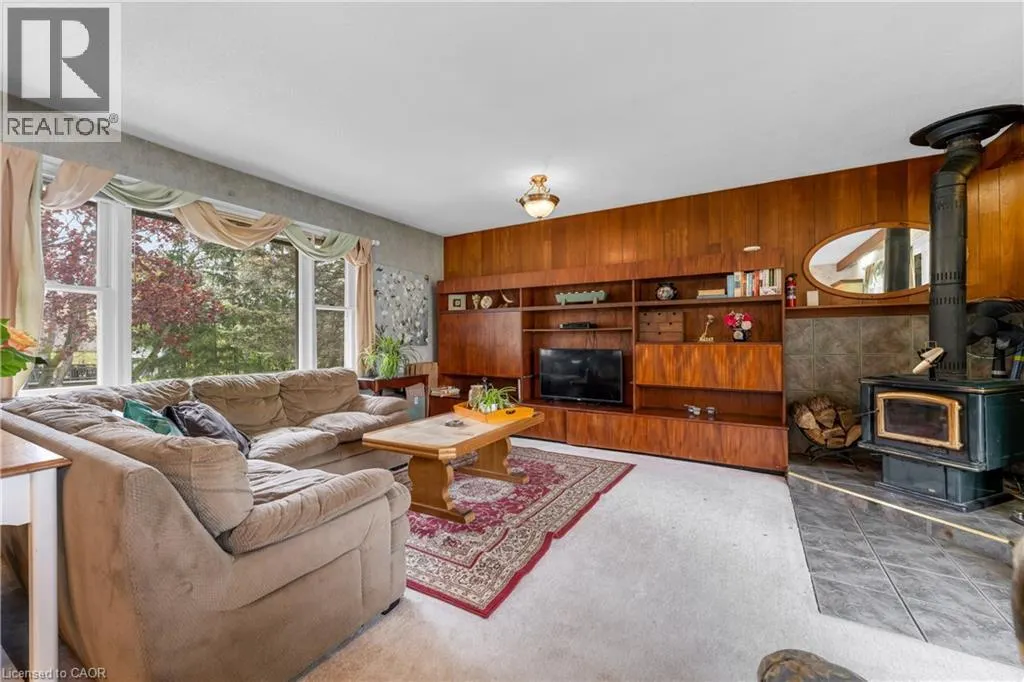569 CRANE Court
