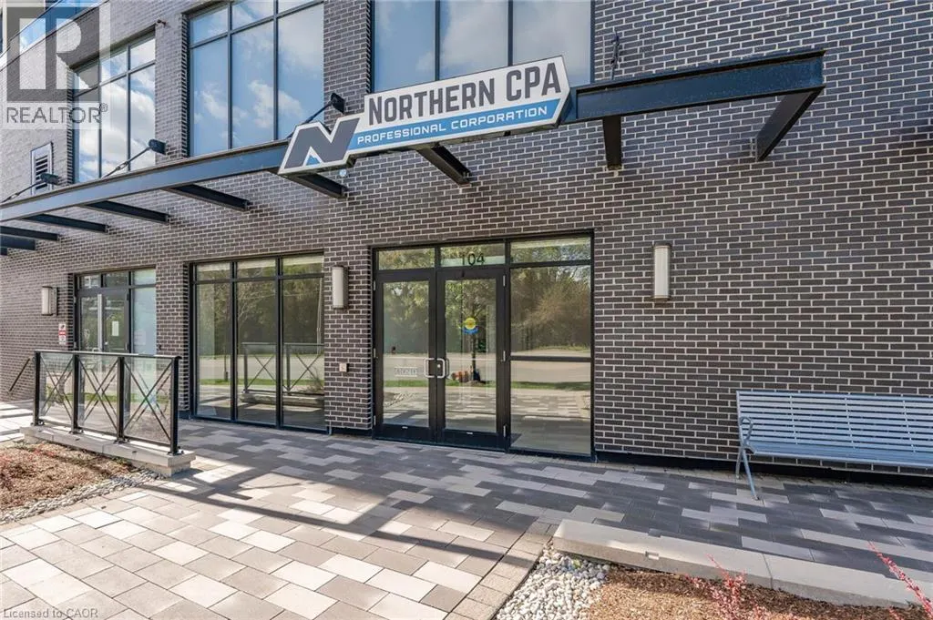 150 E WELLINGTON Street E Unit# 104 #104