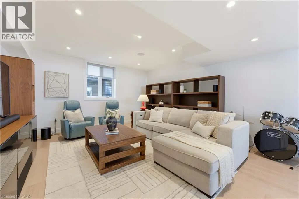 283 OTTERBEIN Road