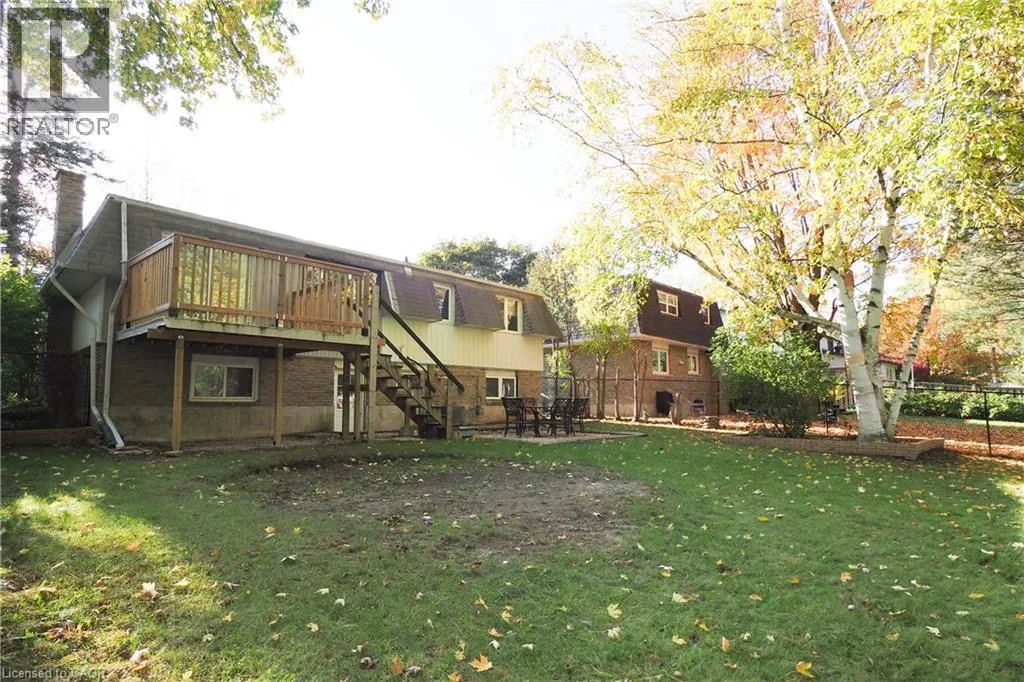 98 AMOS Avenue
