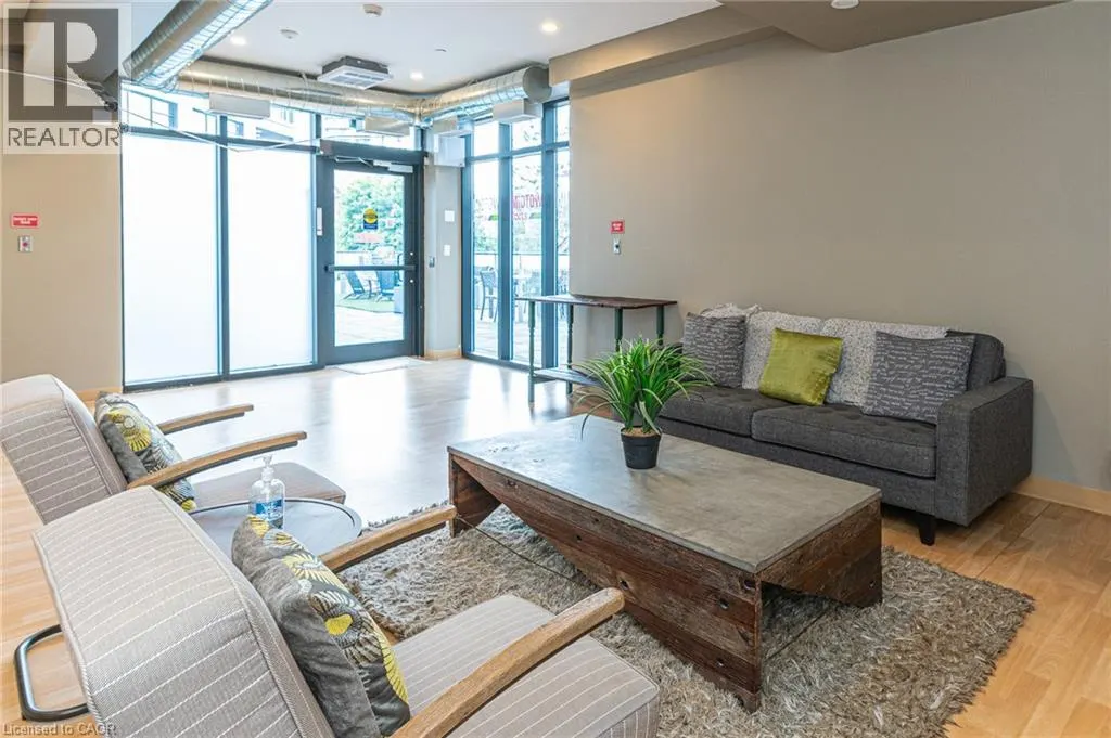 690 KING Street W Unit# 519 #519