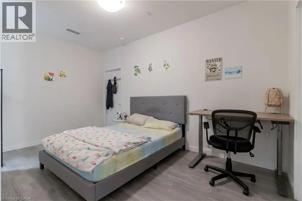 690 KING Street W Unit# 519 #519