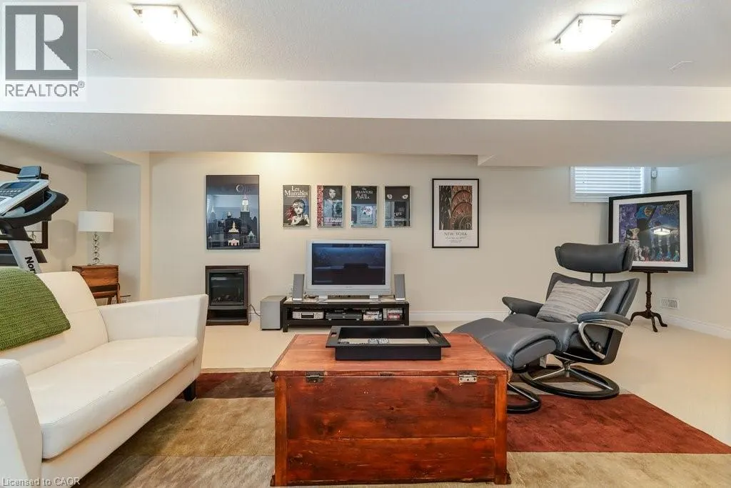 125 WOOLNER Trail