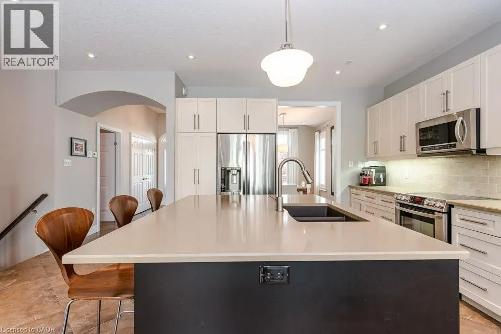 125 WOOLNER Trail