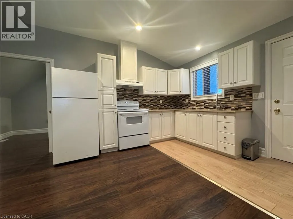 166 CEDARDALE Avenue Unit# A #A
