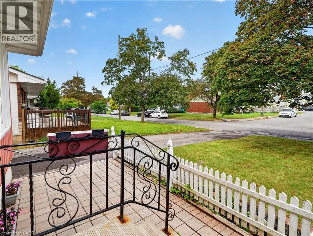 94 JACOBSON Avenue