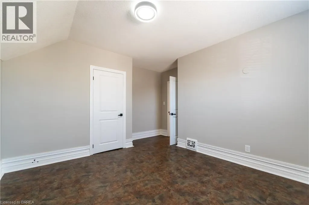 76 RICHMOND Street Unit# A #A
