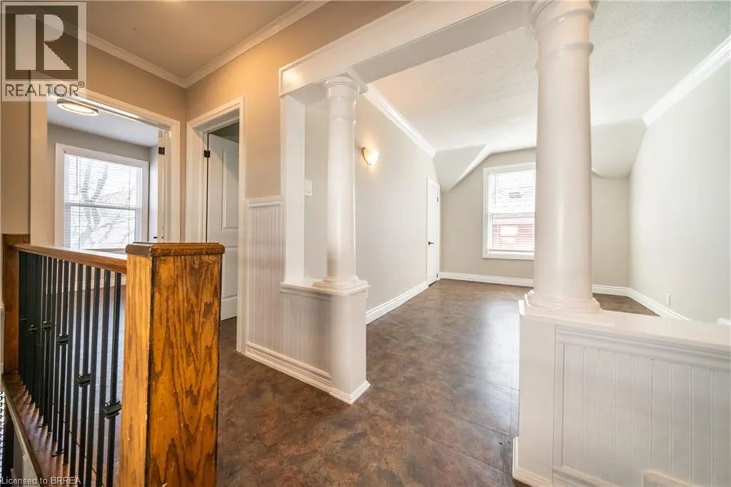 76 RICHMOND Street Unit# A #A