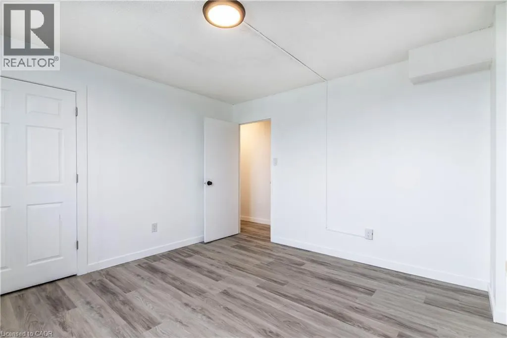 975 WARWICK Court Unit# 908 #908