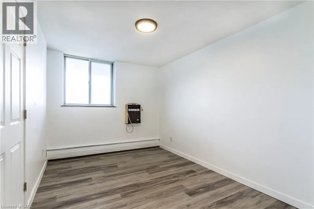 975 WARWICK Court Unit# 908 #908