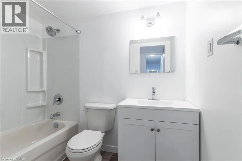 975 WARWICK Court Unit# 908 #908