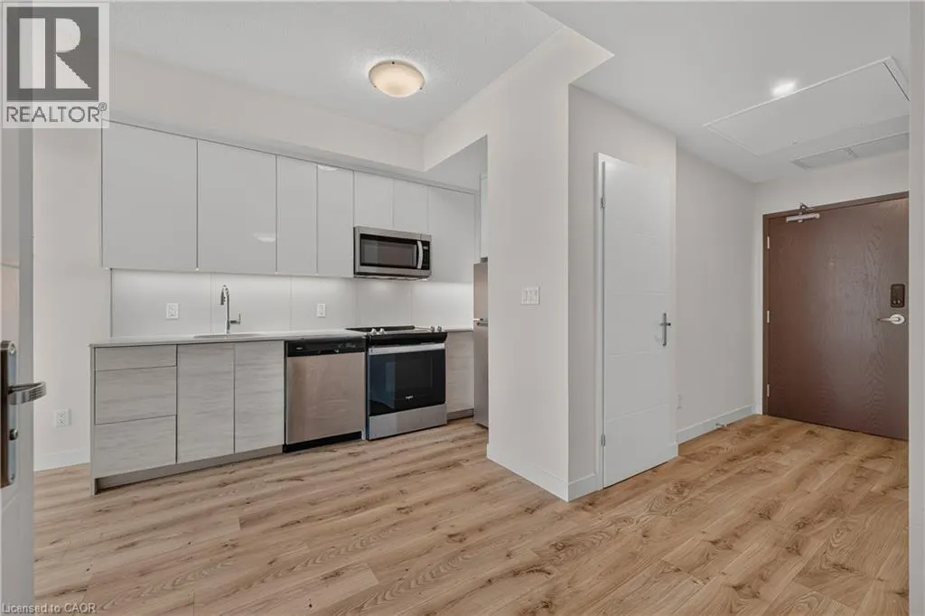 60 FREDERICK Street Unit# 611 #611
