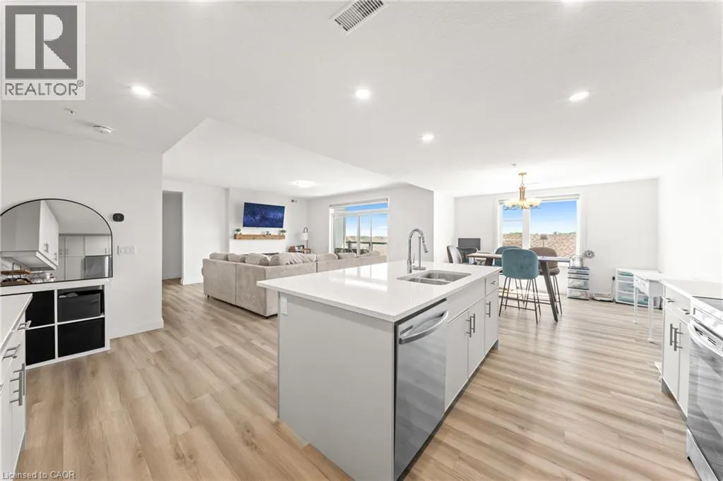 99B FARLEY Road Unit# 304 #304