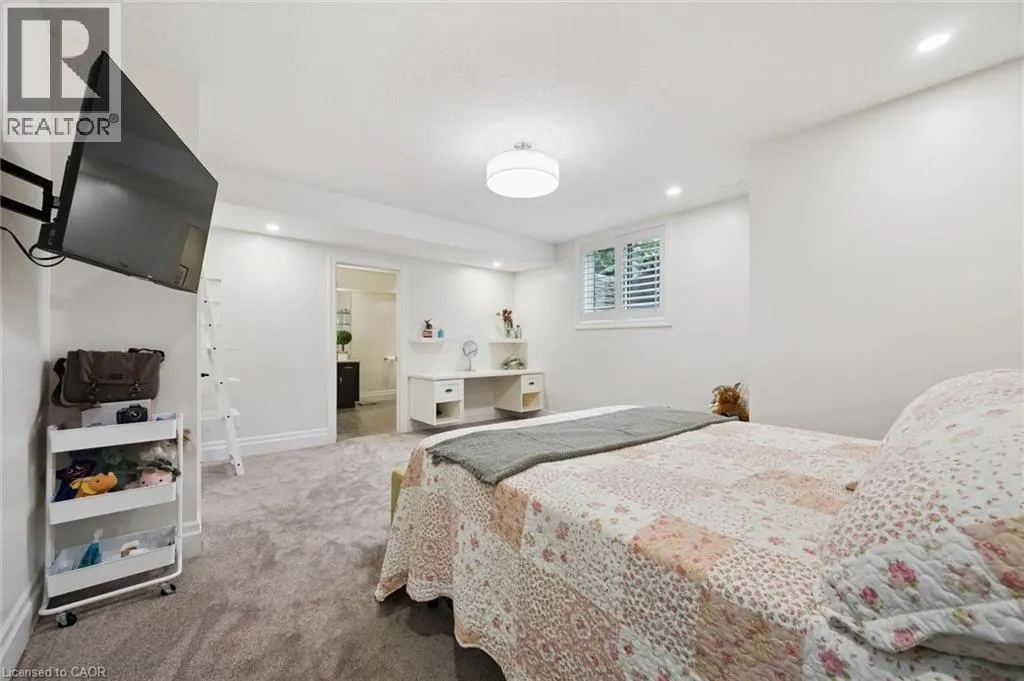 311 TERRACE WOOD Crescent