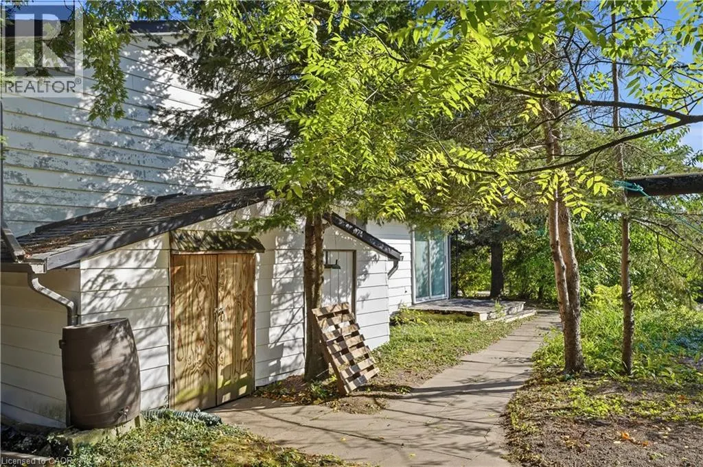 12 HILL Street