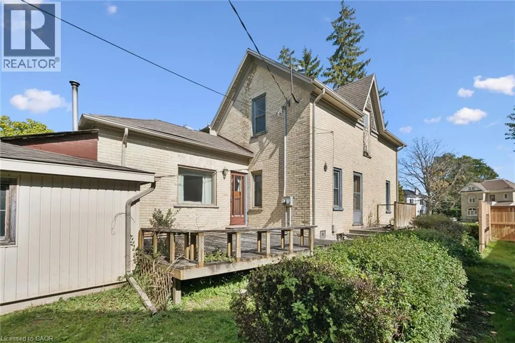 88 ARTHUR Street S