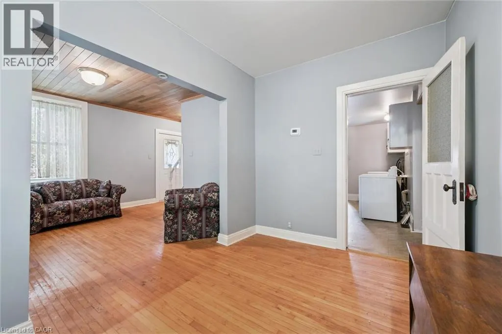 88 ARTHUR Street S