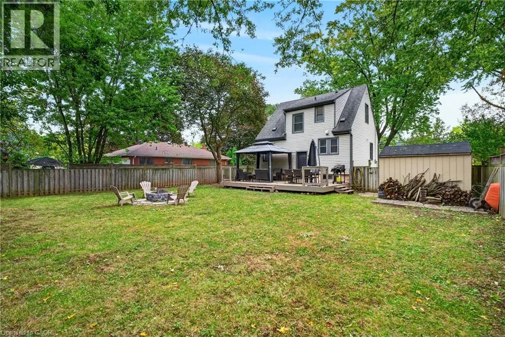 2223 GLENWOOD SCHOOL Drive