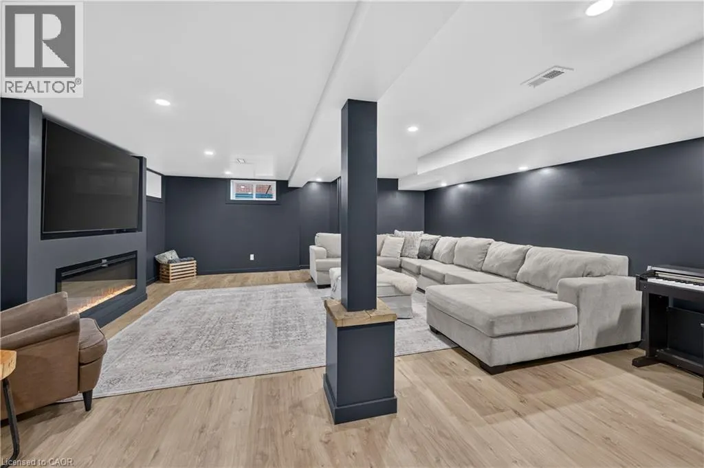 1355 WOODBURN Road