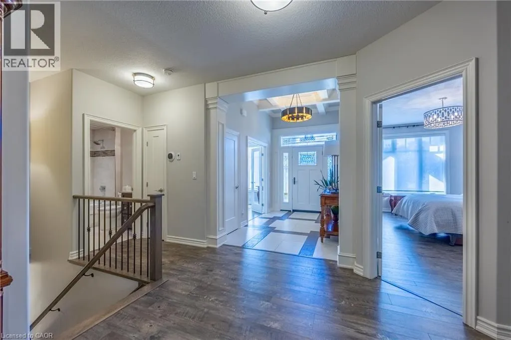 135 NEW LAKESHORE Road