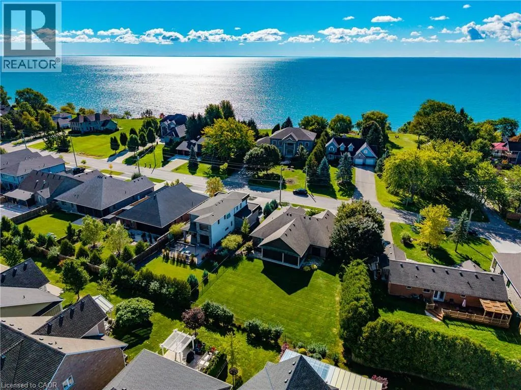 135 NEW LAKESHORE Road