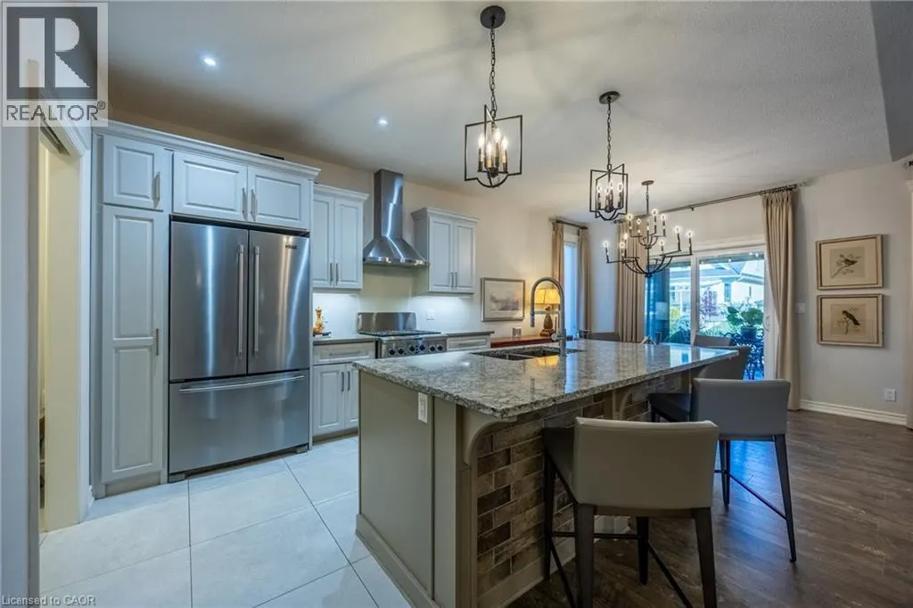 135 NEW LAKESHORE Road