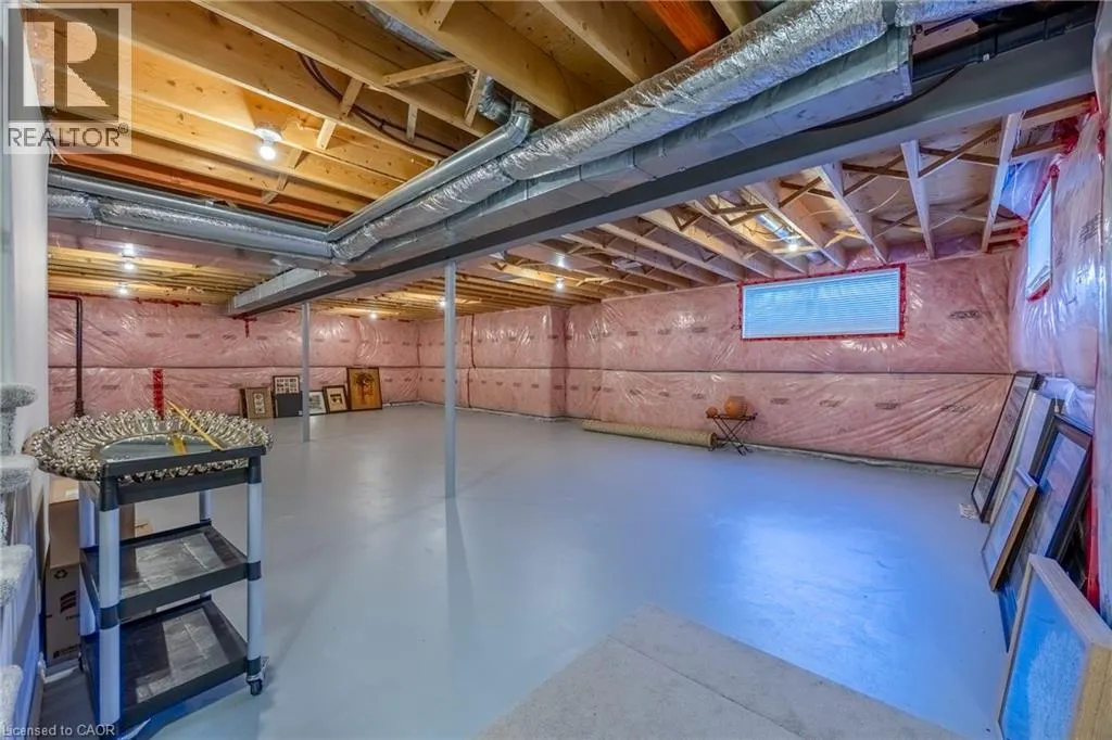 135 NEW LAKESHORE Road