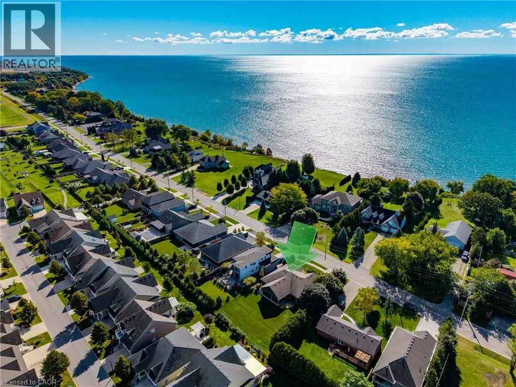 135 NEW LAKESHORE Road