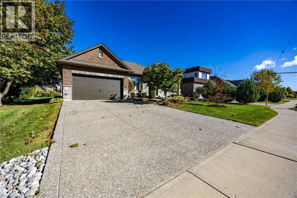 135 NEW LAKESHORE Road
