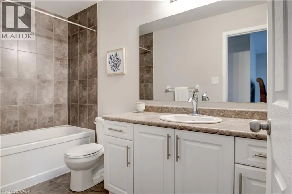 135 HARDCASTLE Drive Unit# 107 #107