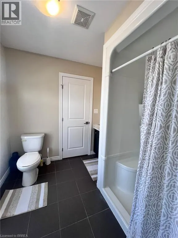 21 VIC CHAMBERS Place