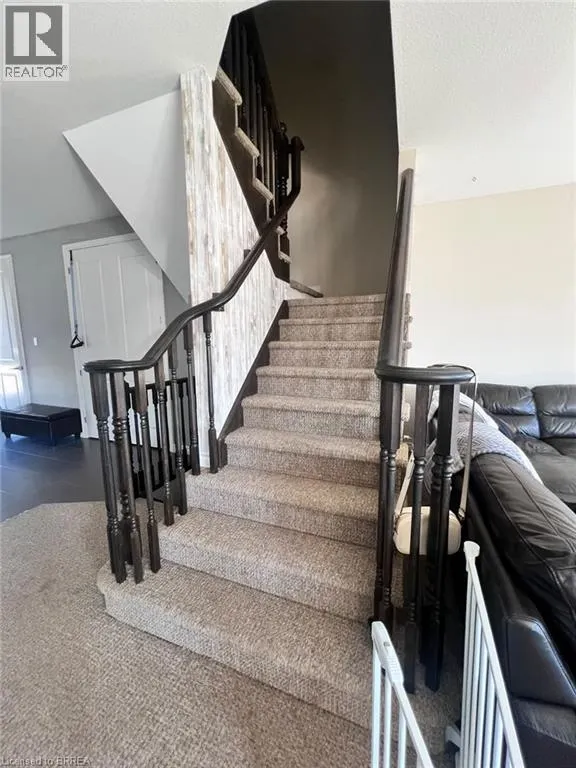 21 VIC CHAMBERS Place
