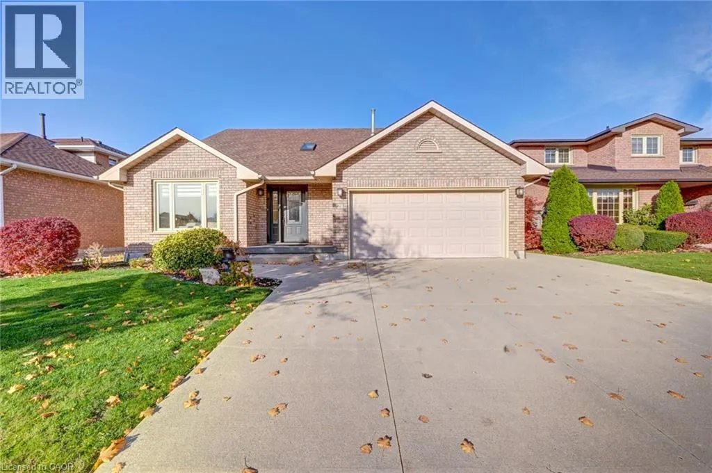 29 NAPOLEON Drive