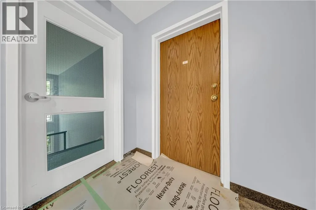 3085 KINGSWAY Drive Unit# 21 #21