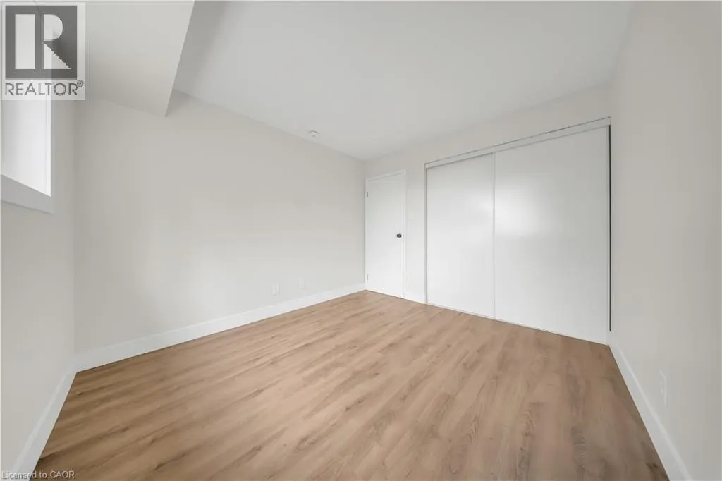 3085 KINGSWAY Drive Unit# 21 #21