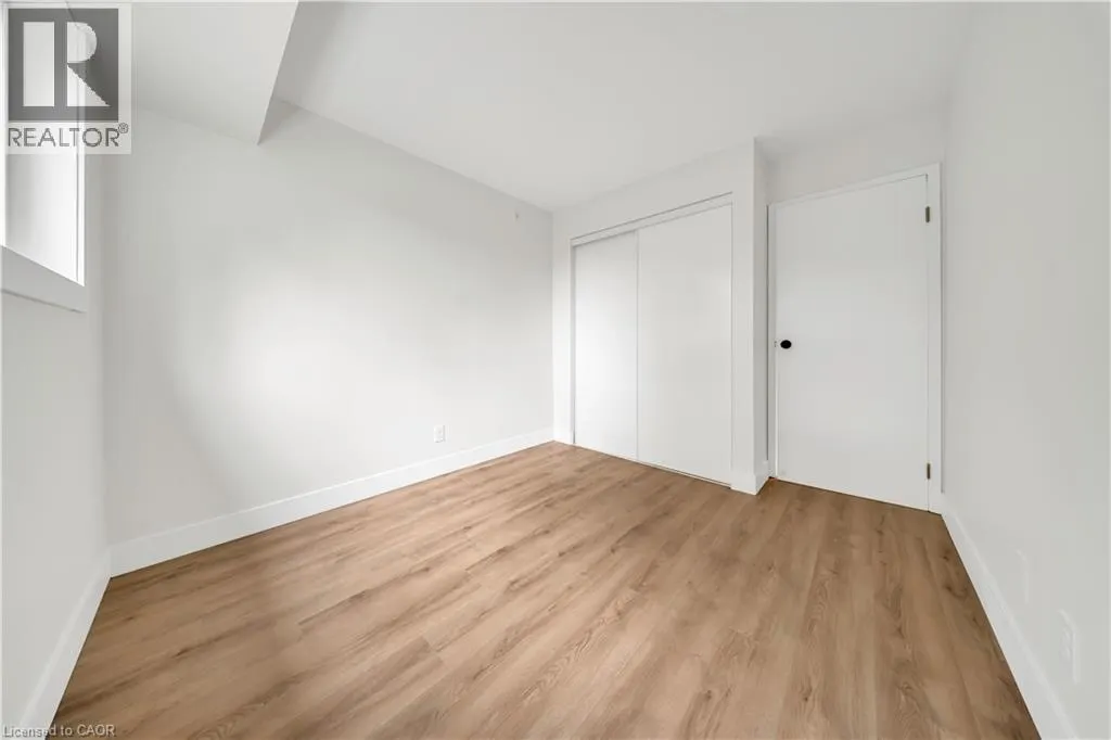 3085 KINGSWAY Drive Unit# 21 #21