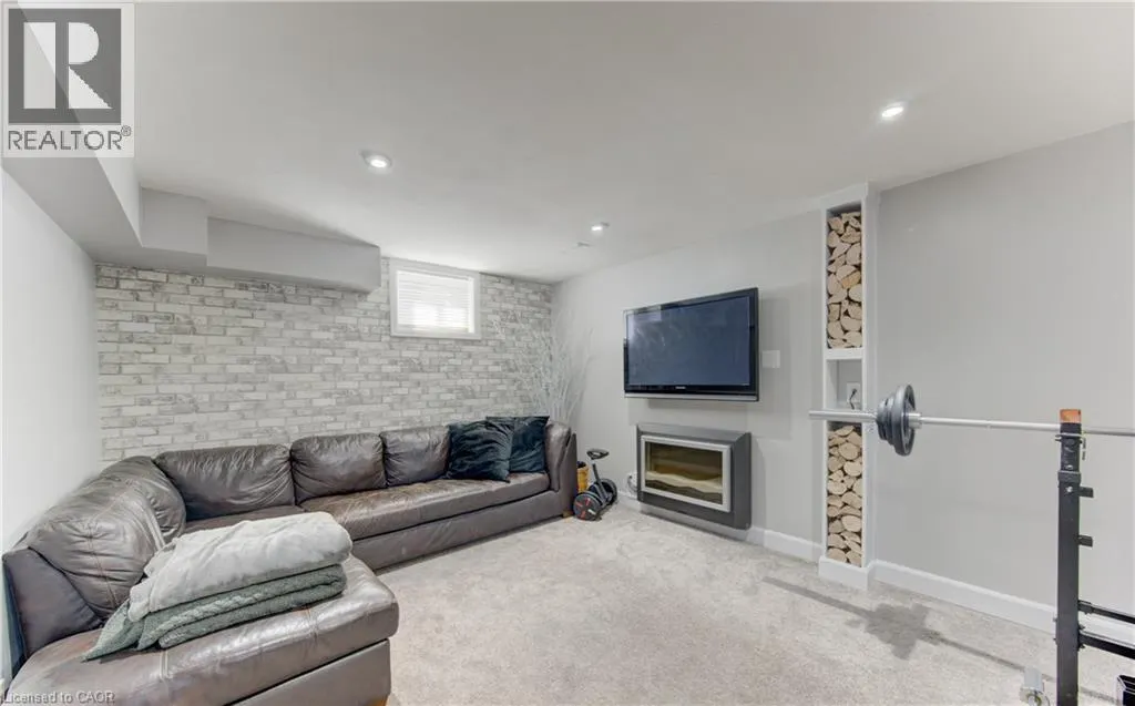 231 STEEPLERIDGE Street