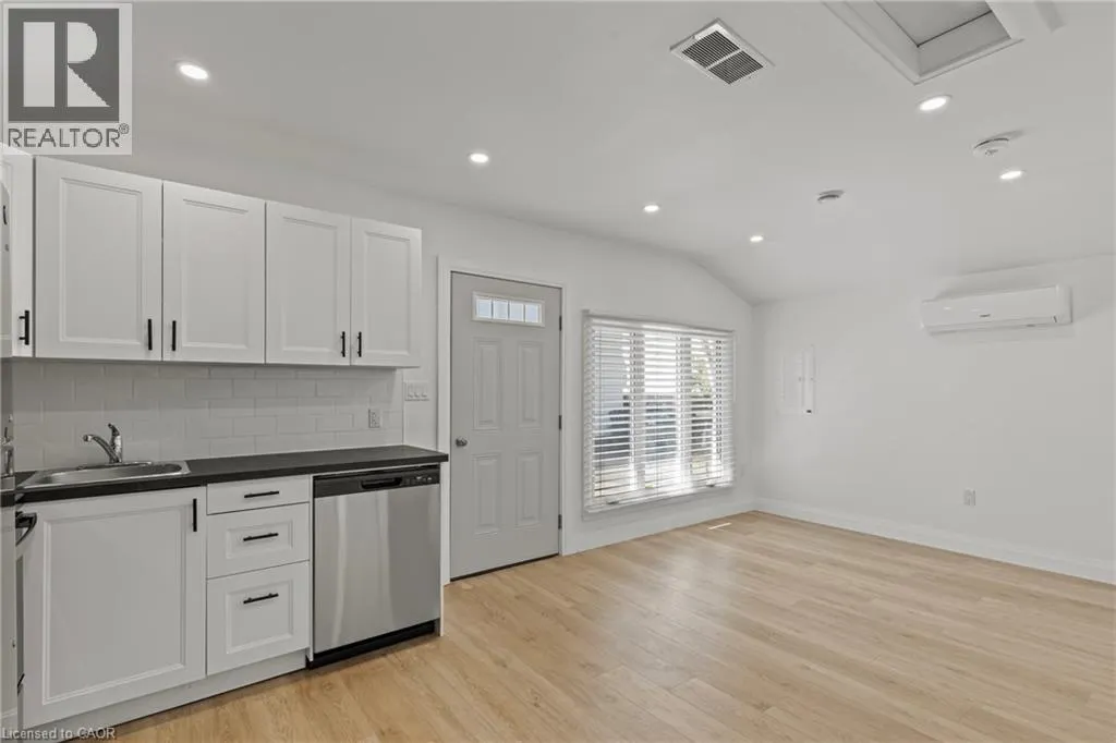 362 GATFIELD Avenue Unit# 2 #2