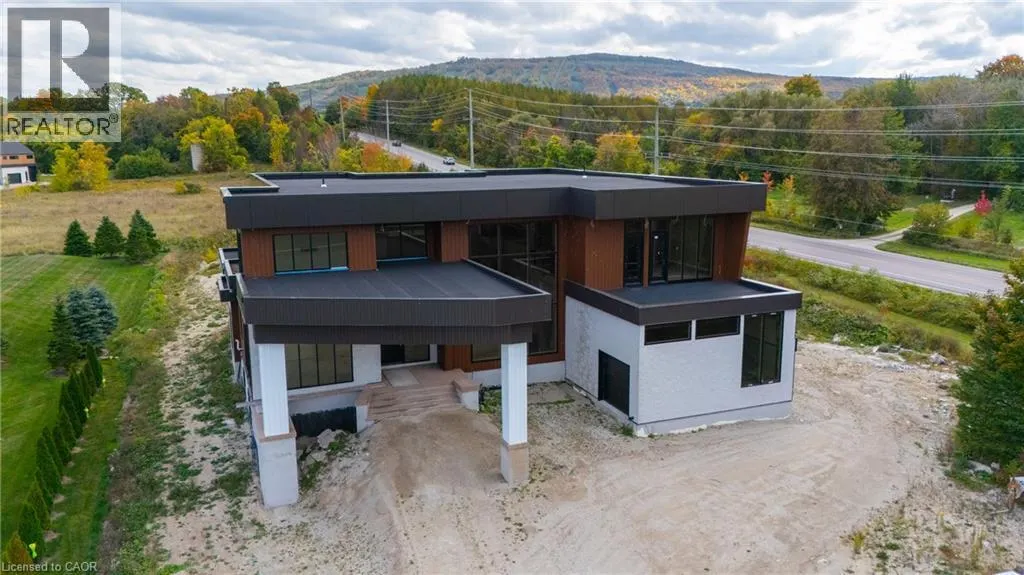 1 MEADOWLARK Way