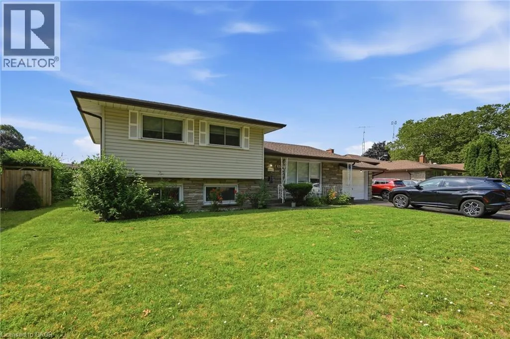 6562 GLENGATE Street Unit# Upper #Upper